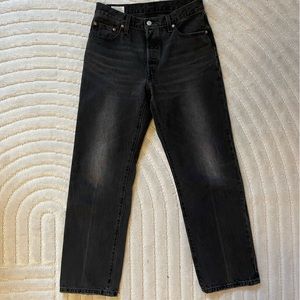 Black Levi’s 501 90s